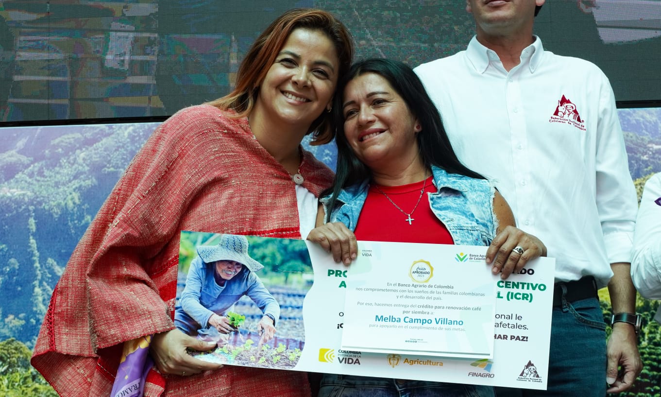 MinAgricultura anuncia inversión por $35.000 millones para renovación de cafetales en el país