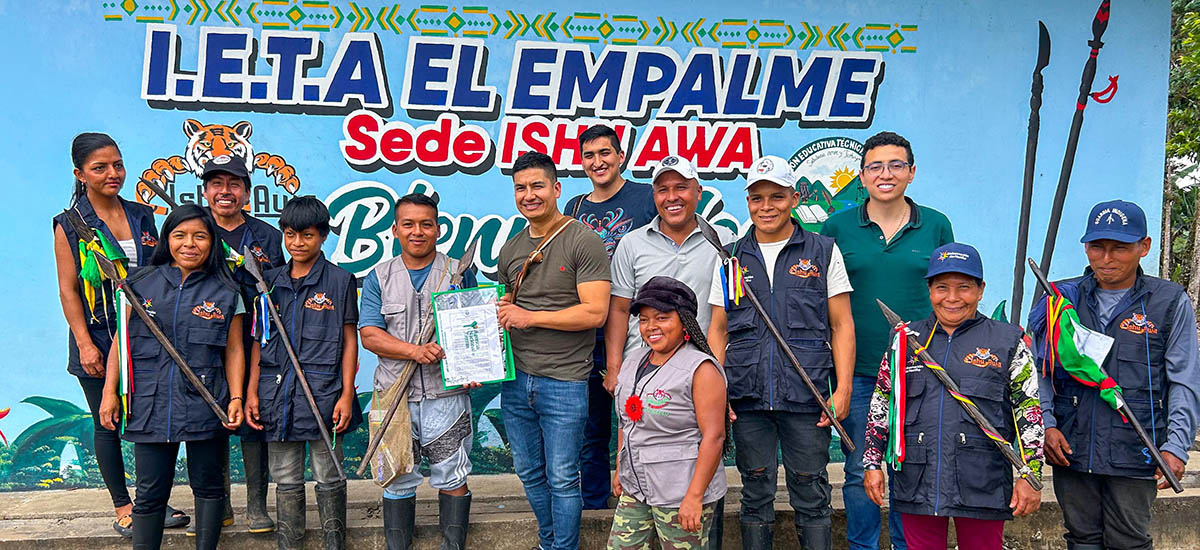 Imagen integrantes de resguardo indígena